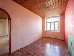 ++NEU++ sanierungsbedürftige 1-Zimmer Altbau-Wohnung