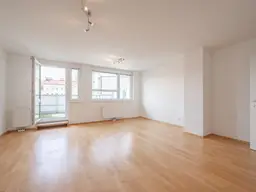 ++NEU++ Tolle 2-Zimmer Dachgeschosswohnung mit Balkon u. Loggia, tolle LAGE in 1080!