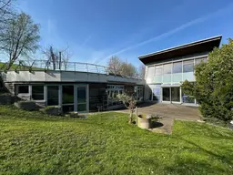NEUHOFEN / KREMS: Modernes ARCHITEKTEN -WOHNHAUS ca. 221 m2 Wohnfläche + XL-GARAGE, Grundstücksfläche ca. 1.707m2