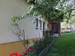 Ein/Mehrfamilienhaus nahe dem Zentrum