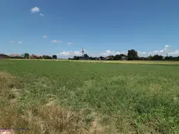 Ebenes, sonniges Grundstück in attraktiver Lage nahe Badesee in Mühlheim am Inn