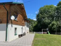 EINZIGARTIGES WOHNEN IN UNVERBAUBARER IDYLLISCHER LAGE