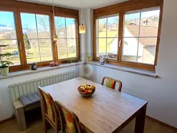 CHARMANTE MAISONETTE MIT TRAUMHAFTER AUSSICHT