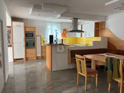 EINE FLÄCHE, ZUM WOHNEN UND BAUEN UNENDLICHE MÖGLICHKEITEN!