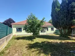 RUHIGES WOHNEN MIT VIEL PLATZ AM RANDE DER WEINBERGE