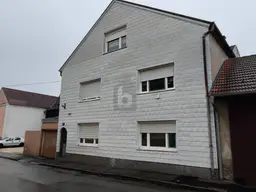 CHARMANT MIT INNENHOF &amp; BALKON ? SOFORT BEZIEHBAR!