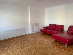 RUHIGES WOHNEN MIT BALKON &amp; PARKPLATZ