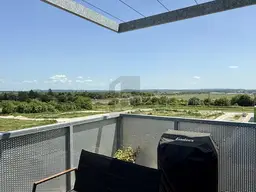 MODERN MIT TOP AUSSTATTUNG, GARAGENPLATZ &amp; PANORAMA BALKON