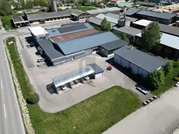 VIELSEITIGER FIRMENSTANDORT MIT CA. 2.400 M² NUTZFLÄCHE ? TEILKAUF MÖGLICH