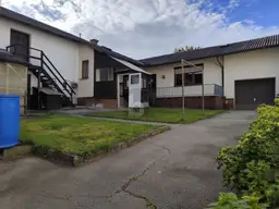 DOPPELT HÄLT BESSER! ZWEI HÄUSER, EIN HOF, UNENDLICHE MÖGLICHKEITEN