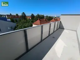 Lichtdurchflutete 2-Zimmer-Wohnung mit Balkon