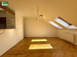 Großzügige 3-Zimmer-Wohnung mit ca. 90 m² inkl. Terrasse, Einbauküche und Klimaanlage!