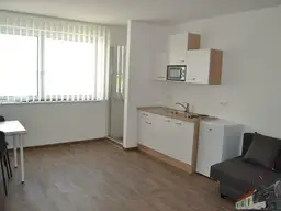 Büro in der Nähe Flughafen Wien Schwechat - in Fischamend mit Dusche und Übernachtungsmöglichkeit