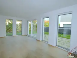 Doppelhaushälfte - Erstbezug - Massivbau