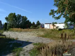 Gutes Bauträgergrundstück in Münchendorf mit Bauentwicklung auch für Privatkunden geeignet