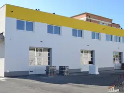 Top Montagehallen Höhe 4 Meter für Hebebühnen geeignet und Top-Lagerflächen in Fischamend