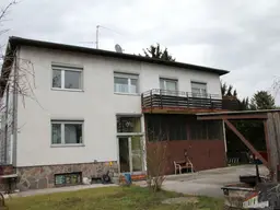 Gut gelegenes Haus mit großer Garage im 21. Bezirk ideal für Firmen auf Pachtgrund monatlich 1629,-- Euro