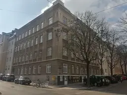 Eckzinshaus mit Potenzial im 17. Bezirk – 21 Einheiten + Rohdachboden