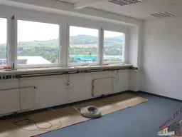 Gut gelegenes modernes Büro mit 33  m² – €10,00/m² – sofort verfügbar!