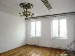 Achtung Anleger! 2 Wohneinheiten nebeneinander (ca. 157m²) gelegen, stehen zum Verkauf