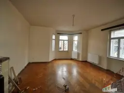 Jugendstilhaus - Sanierungsbedürftiges Juwel am Stadtwald