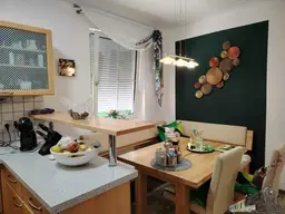 Koffer packen und einziehen - sonnige 3 Zimmer-Wohnung mit 5m² Balkon und KFZ-Stellplatz wartet!
