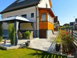 Einfamilienhaus in ruhiger Siedlungslage mit schönem Garten und Solaranlage