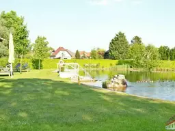 Entzückende 40 m² Wohnung - Ihr neues Zuhause mit Badebiotop vor der Türe! Wohnung wird mit Küche übergeben!