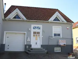 Gut gelegenes Einfamilienhaus in Putzing Nähe Einkaufscenter G 3 bei Ebersdorf
