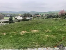 TOP! EIGENGRUND! 852 m² Baugrund mit Sicht auf die Burgruine Falkenstein!