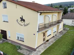 Für Investoren: Großzügiges Wohnhaus mit 8 Zimmern in Bad Sauerbrunn, Burgenland - 175m² und gute Ausstattung für nur € 295.000,00!