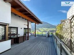 Exklusives Einfamilienhaus mit einzigartiger Aussicht und 320 m² Wohnnutzfläche