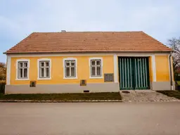 Besterhaltenes und erhaltenswertes Landhaus.