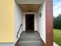 Großzügige Doppelhaushälfte inkl. Garage und sonnigem Gartenbereich