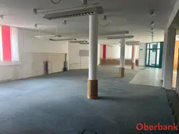 Geschäftshaus in Zentrum von Bischofshofen