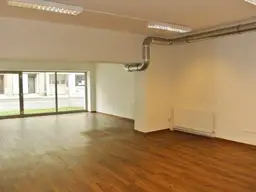 Geschäftslokal/Büro/Ordination in frequentierter Lage in 2700 Wiener Neustadt zu vermieten