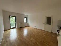 IDEAL aufgeteilte 4-Zimmer Wohnung + Balkon in zentraler Lage ++Videorundgang++