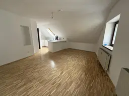 Deutschfeistritz, tolle 2-Zimmer-DG-Wohnung in ruhiger zentraler Lage zu beziehen