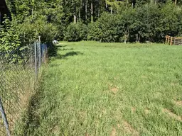 Traumhaftes Grundstück in sonniger Waldrandlage