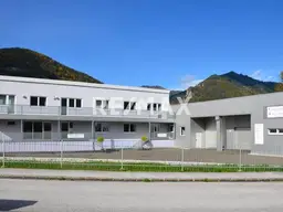 Wohn-, und Geschäftshaus in wunderschöner Naturlage
