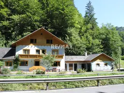 Wohnhaus in Naturlage