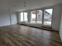 NEUER PREIS!!! Wohnung mit ausbaubarem Dachgeschoss im Zentrum von Liezen!!