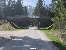 „Ehemaliges Hotel in Bestlage in Hohentauern mit vielseitigem Entwicklungs- und Nutzungspotenzial.“