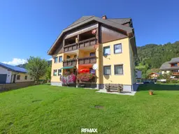 Großzügiges Wohnen mit Freizeitwert - Wohnung mit Loggia, Garage &amp; Carport nahe Ski-Galsterberg