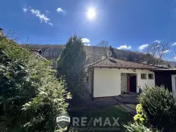 "Einfamilienhaus mit Potenzial in ruhiger Waldlage!"