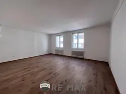 3 Rooms, Balcony