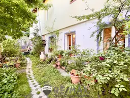 "Geräumiges Haus in Hainburg mit 10 Zimmern"