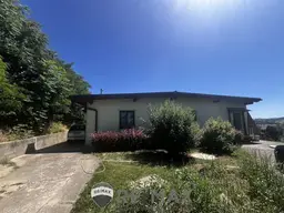 "Goßflächiges Grundstück mit 2 Bungalowbauten und herrlichem Ausblick"