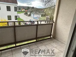 "Charmante 3-Zimmer-Wohnung mit Loggia!"