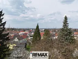 "Baugrund mit grandioser Aussicht"
